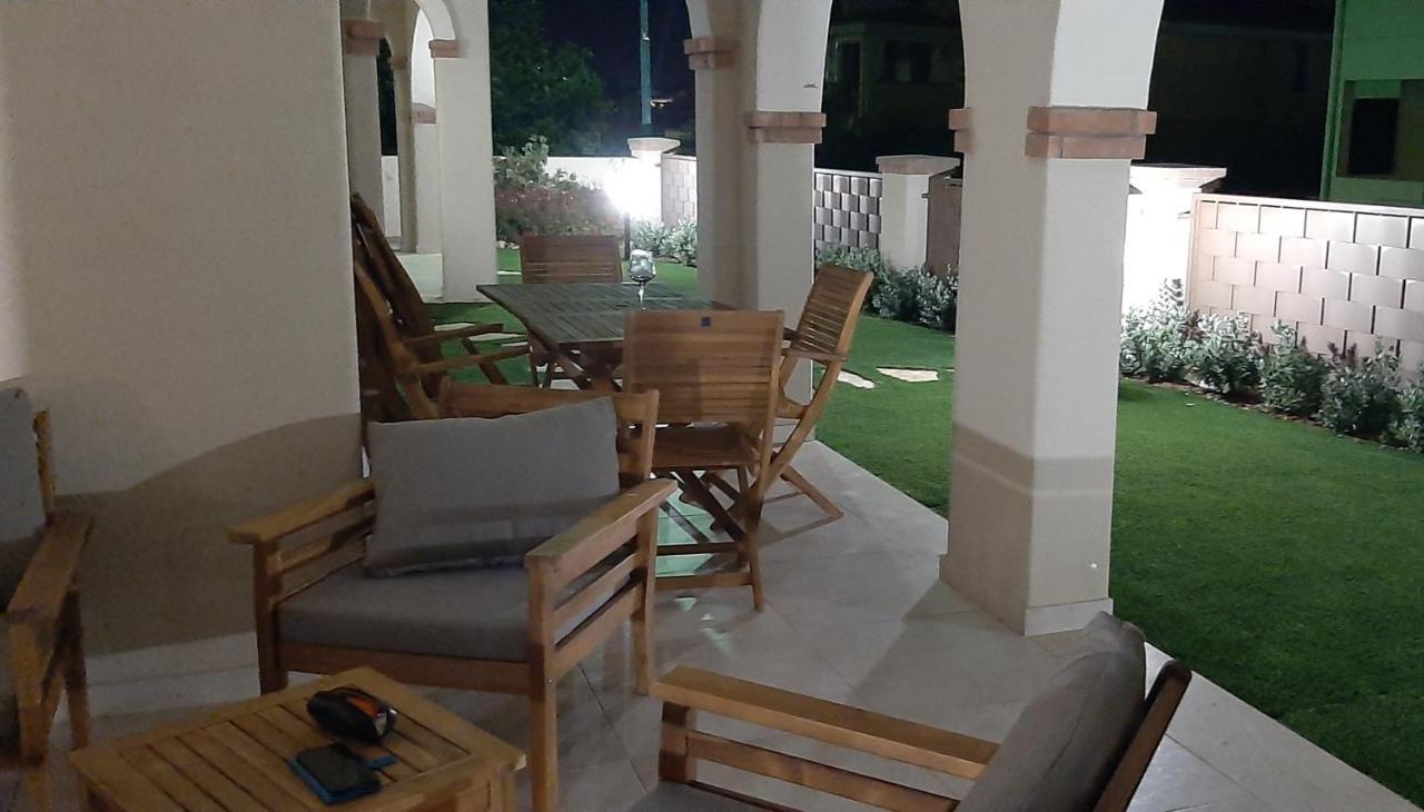 Casa Di Matteo Lägenhet Villasimius Exteriör bild